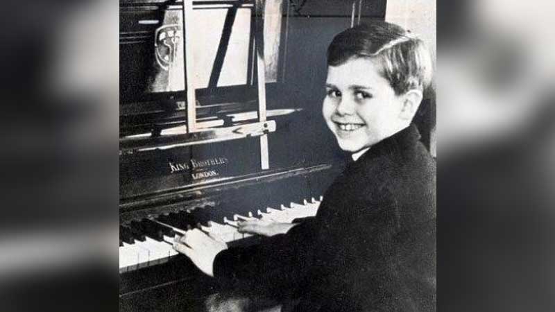Elton John Early Life