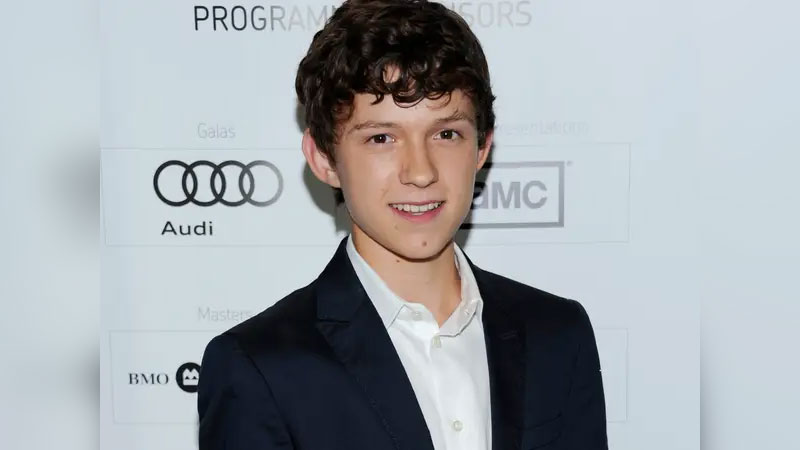 Tom Holland Early Life